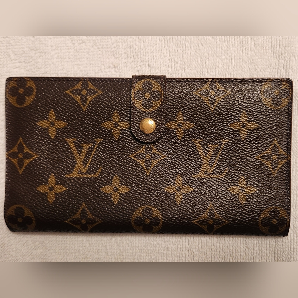Louis Vuitton Monogram Wallet French Kisslock Long
